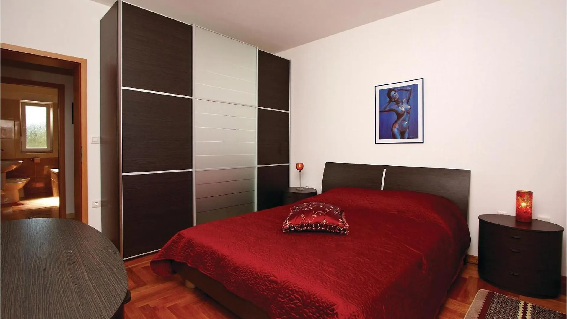 Holiday home 5 Bedroom Stunning Home In Liznjan