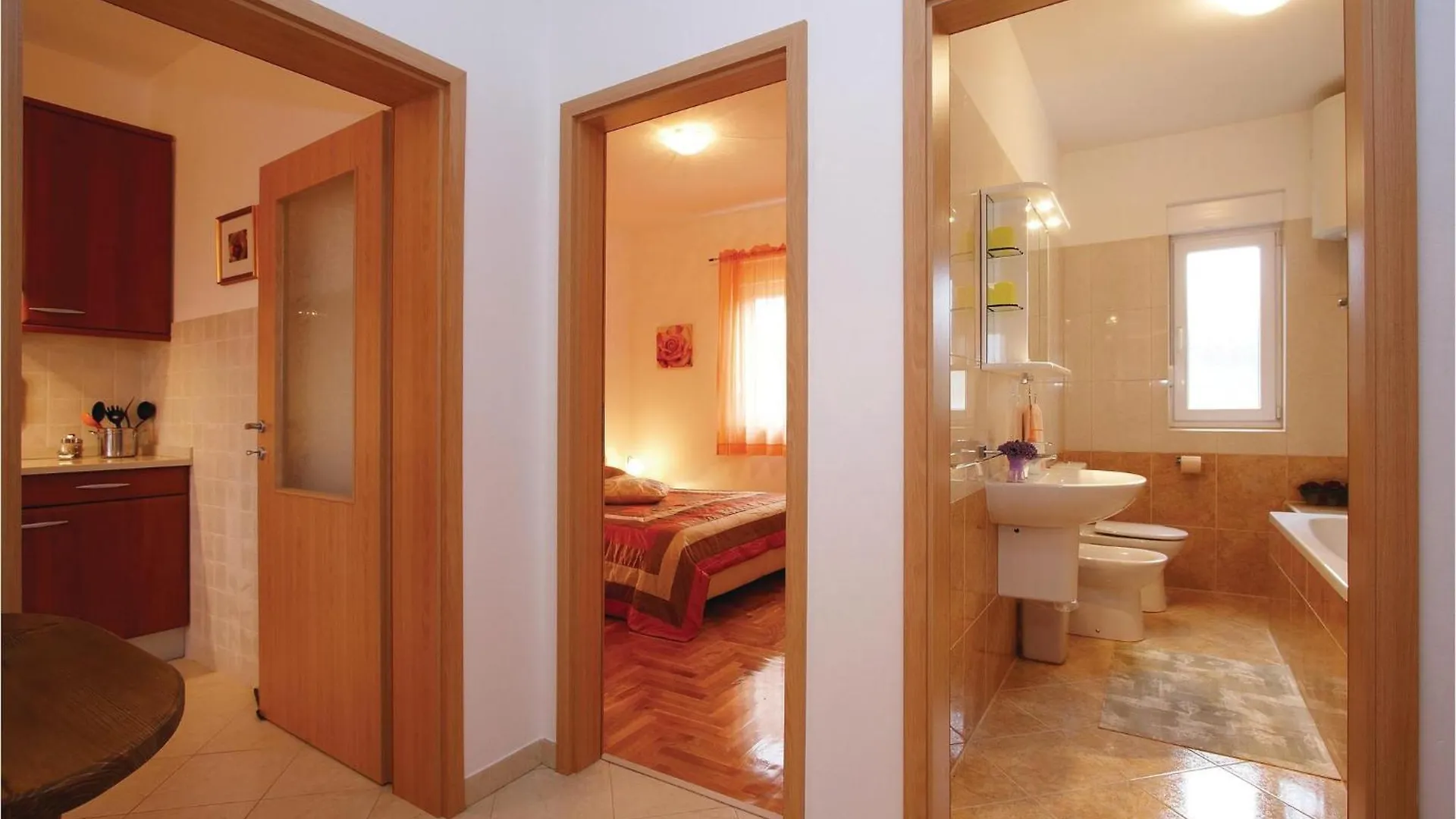 5 Bedroom Stunning Home In Liznjan Croatia