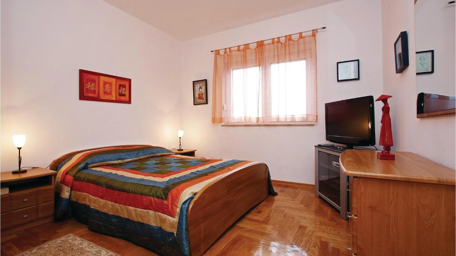 5 Bedroom Stunning Home In Liznjan Croatia